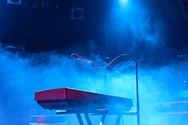 Keyboard on foggy stage
